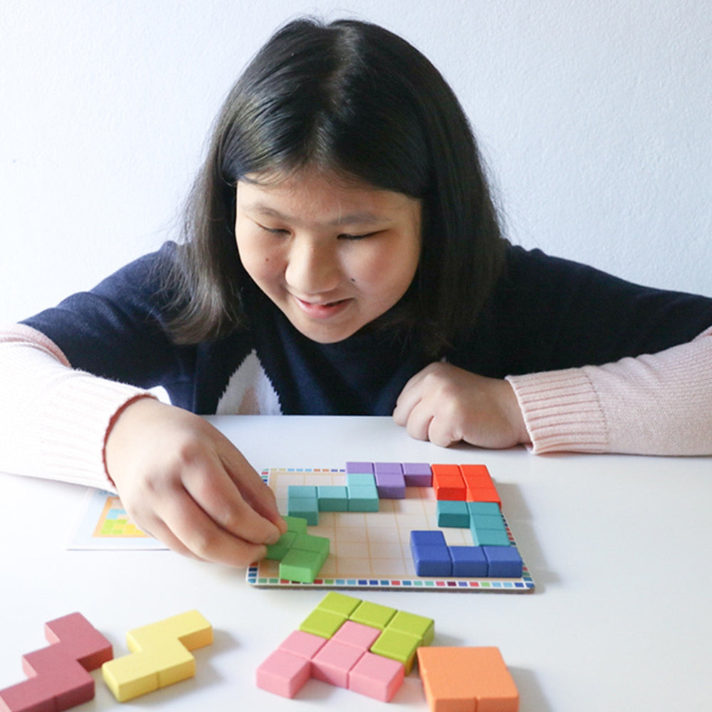 Djeco Polyssimo Sologic Game 30 Challenges Cube Puzzle Logic Geometry 7+ Years