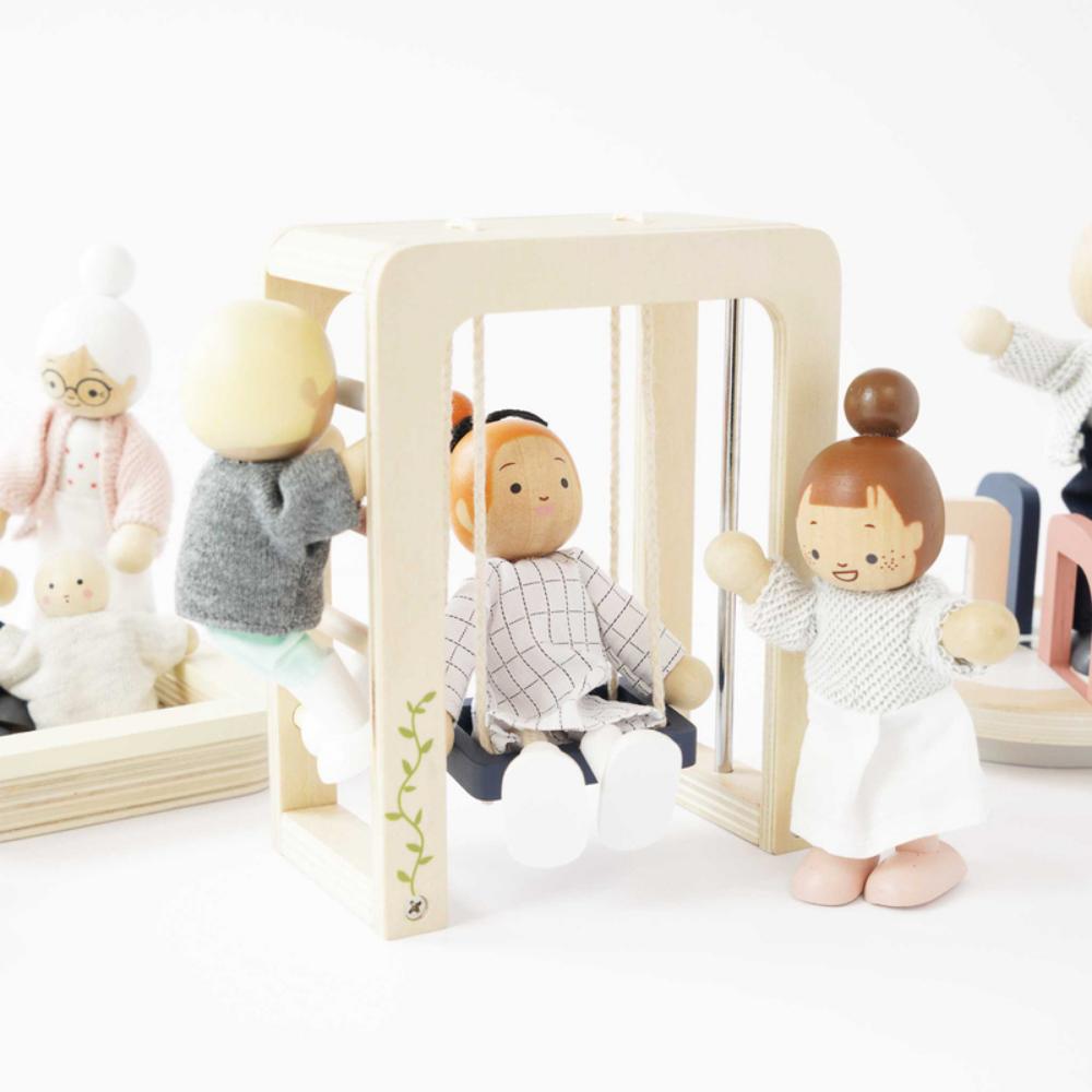 Le Toy Van Wooden Dolls House Outdoor Play Furniture Set of 5 Piece
