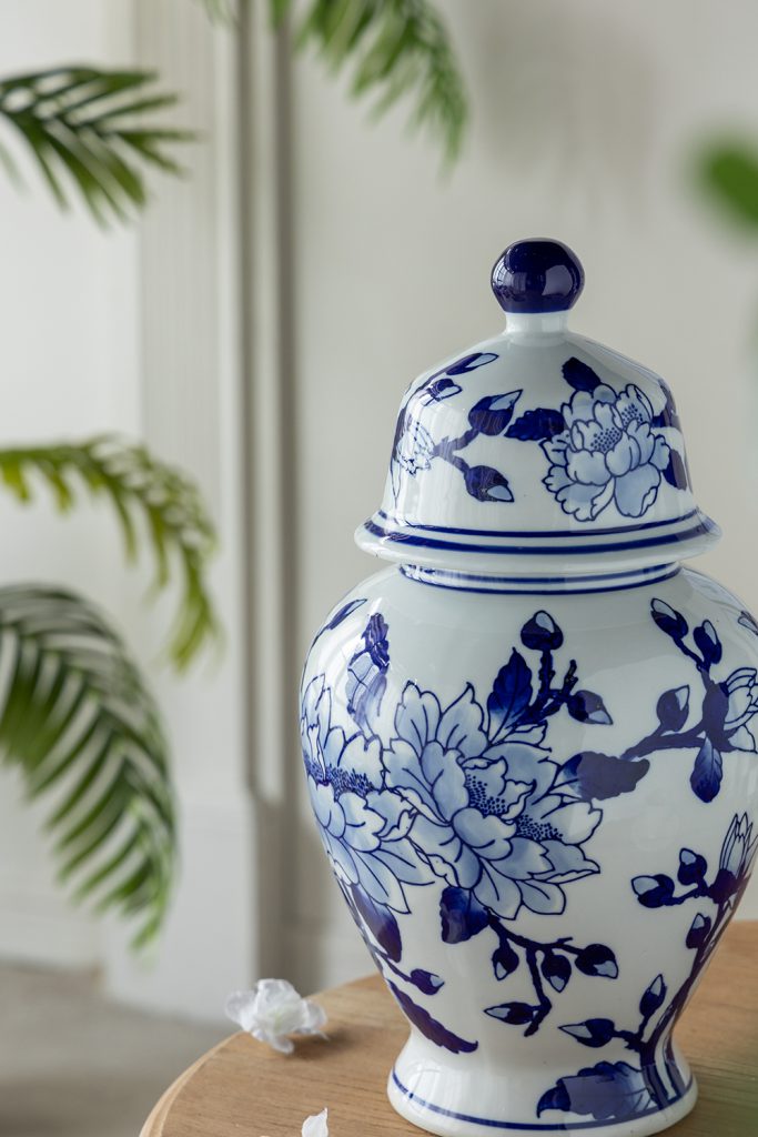 Magnolia Ginger Jar Medium 36.5cm Porcelain Decorative Home Accent