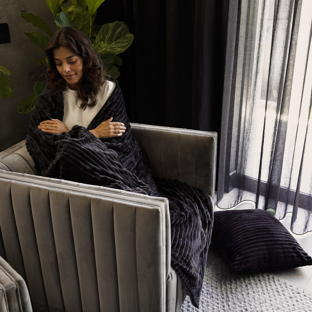 Bambury Channel Throw - Charcoal