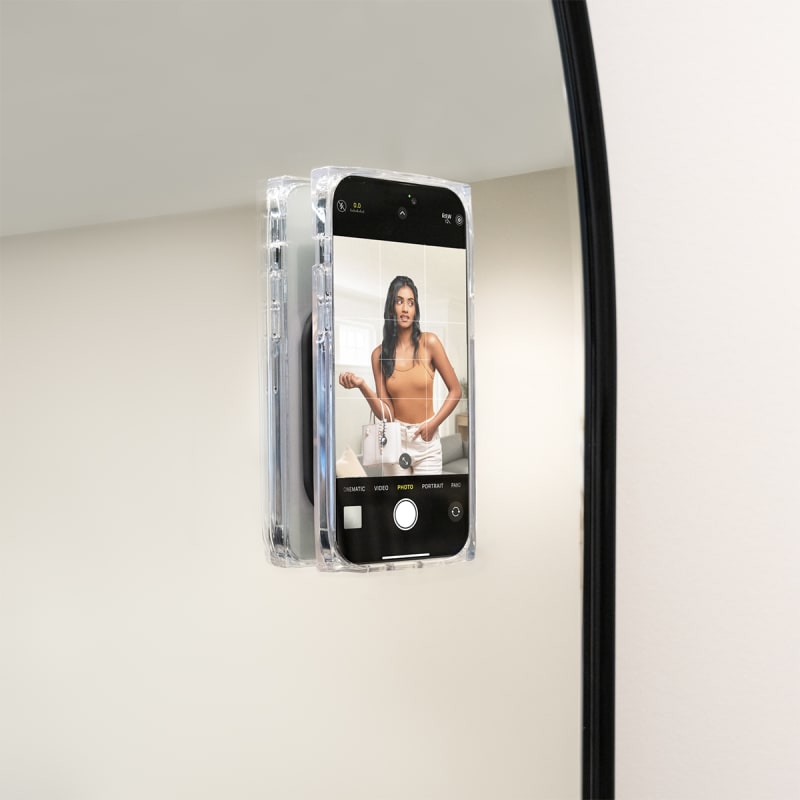 Case-Mate Adhesive Suction Mount