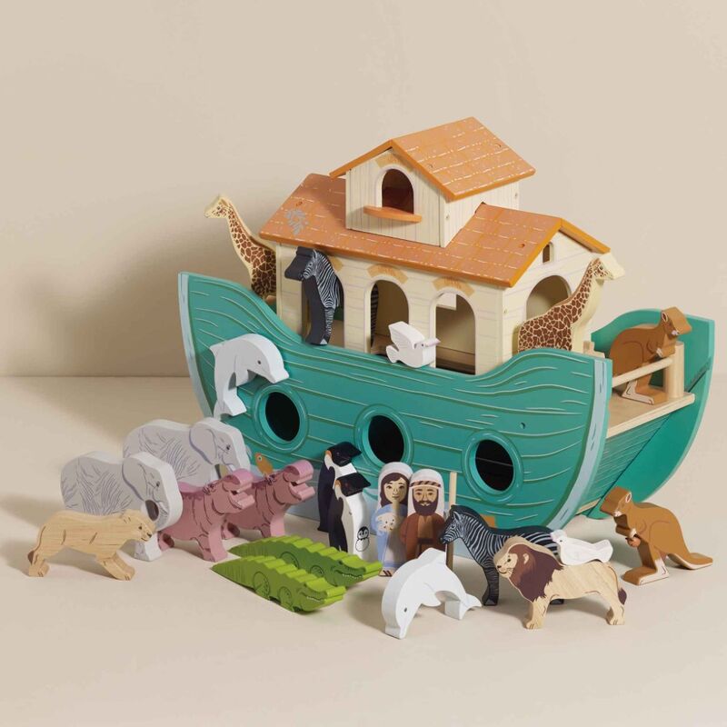 Le Toy Van Wooden Noah Ark Toy Set Hand Painted Animals Figures Classic Playset
