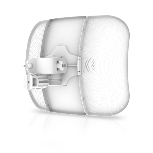 Ubiquiti LiteBeam AC 5GHz Station with 15 km Link Range and PoE Injector Included