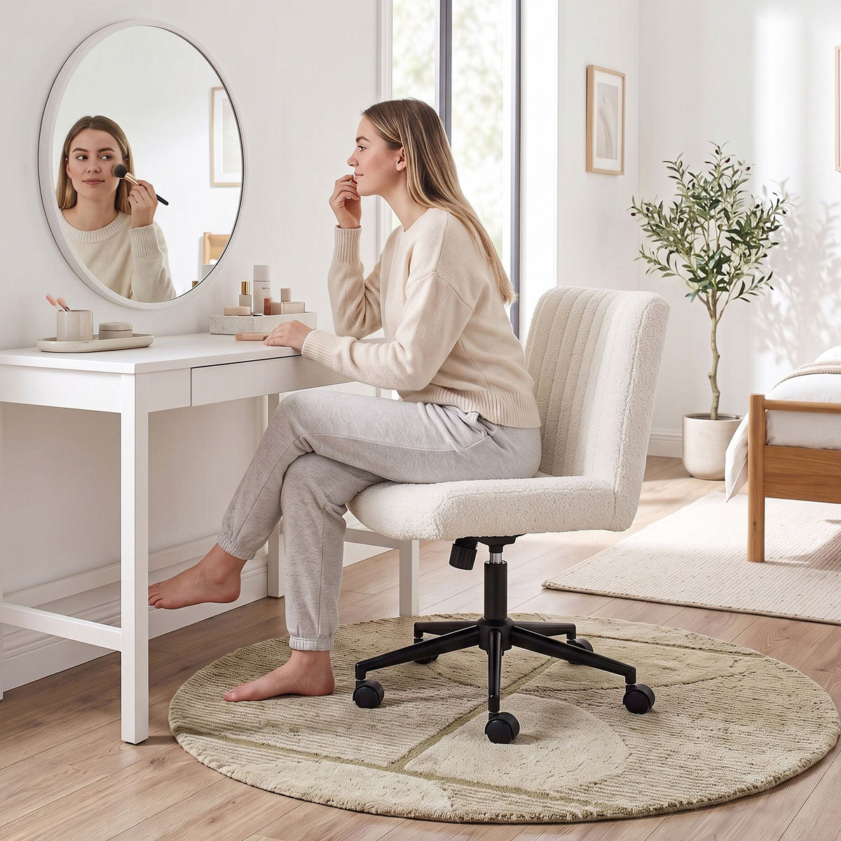 Artiss Armless Cross Legged Office Chair Wide Seat Vanity Chair Teddy Beige