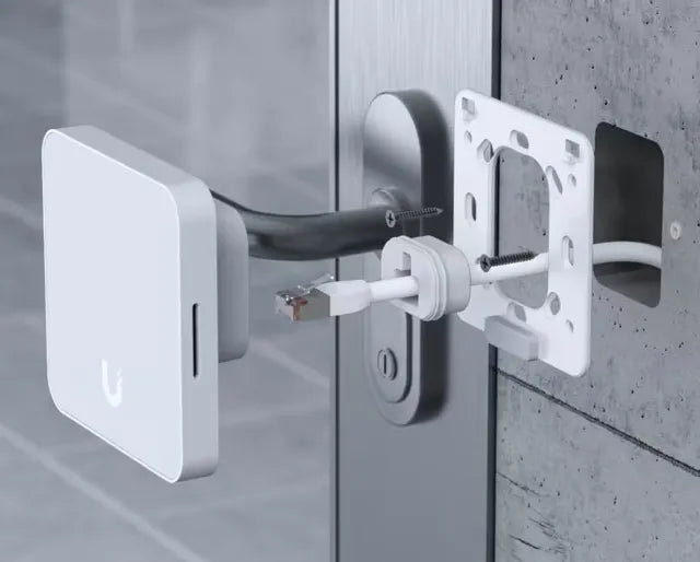 Ubiquiti Reader Flex White Third Generation NFC Card Reader with Keypad and Apple Touch Pass Support Outdoor IP55 Powered via PoE