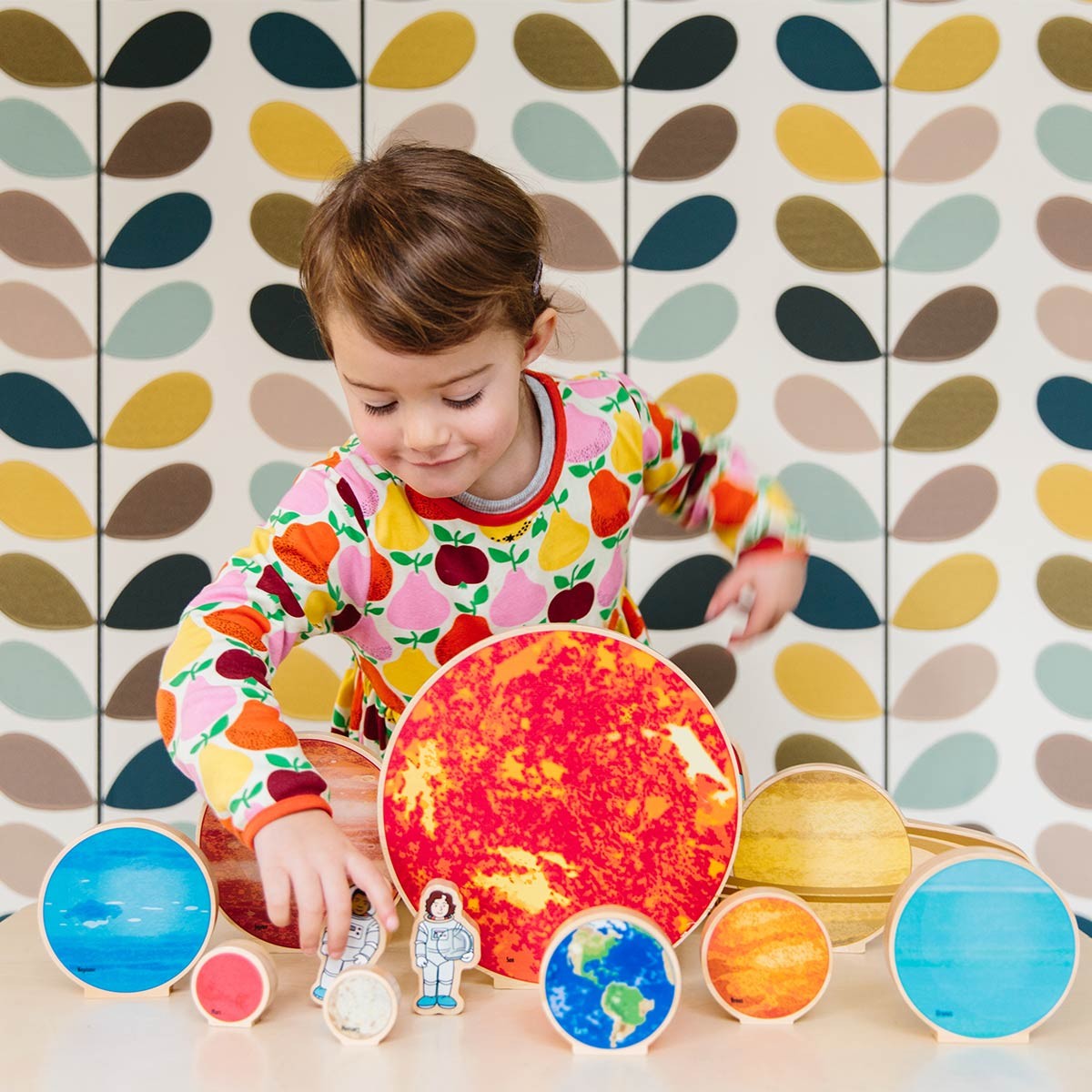 Wooden Solar System Play Set with Astronauts & Rocket - 12 Piece Activity Set