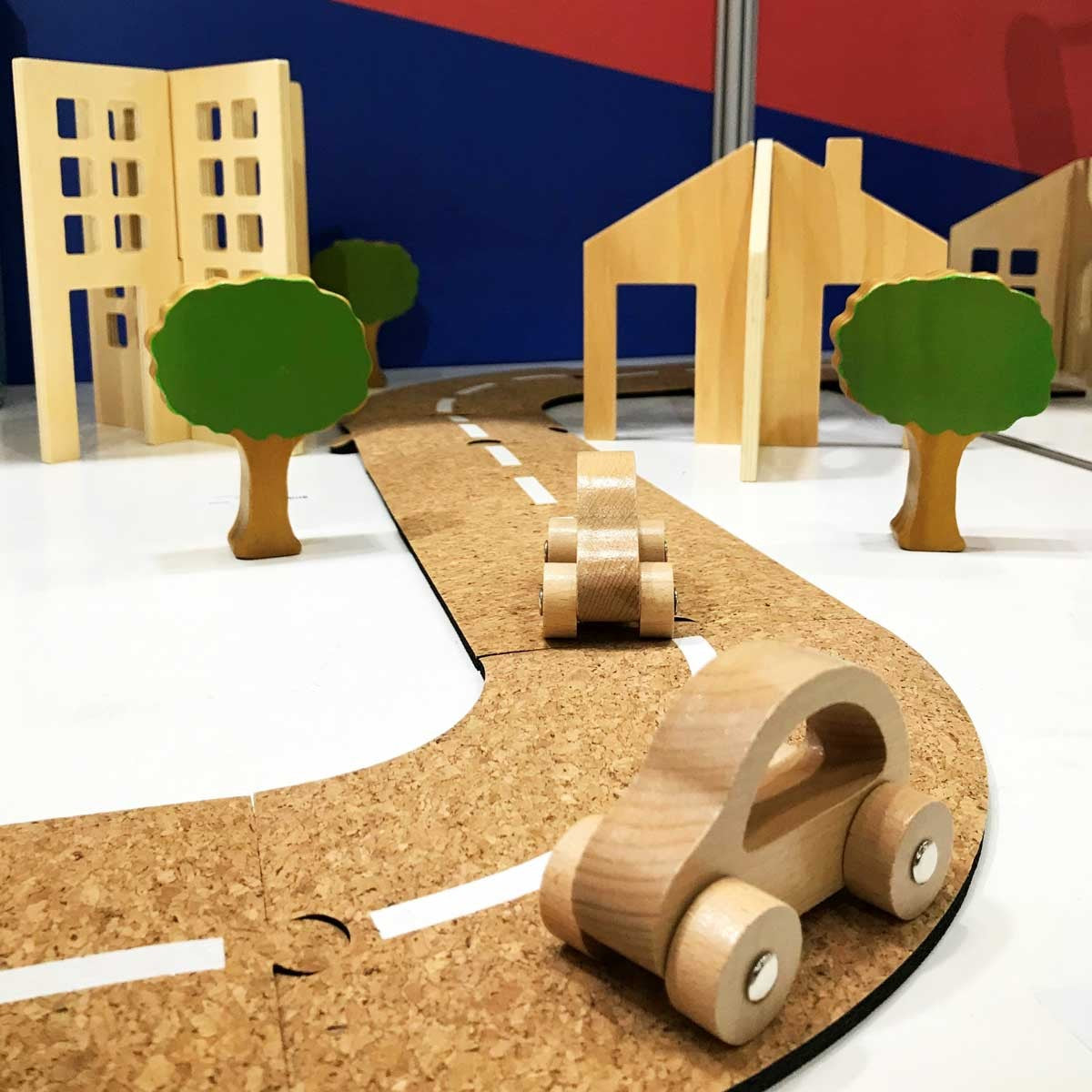 Wooden Cork Road Play Set with Buildings & Cars - 21 Piece Activity Set