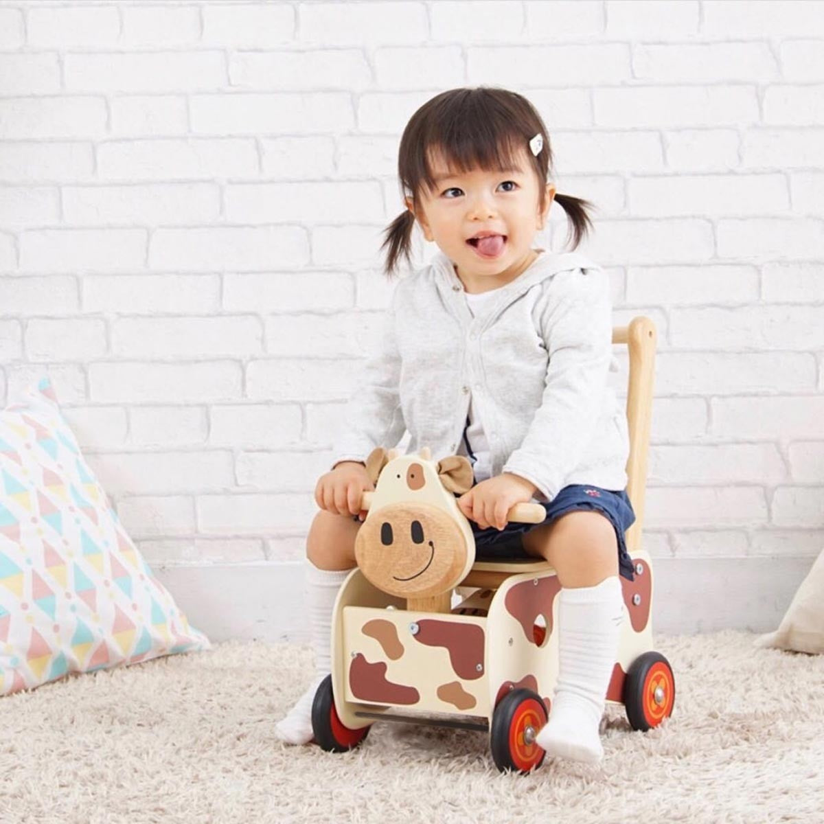 I'm Toy Wooden Walk and Ride Cow Sorter 2 in 1 Activity Toy for Toddlers