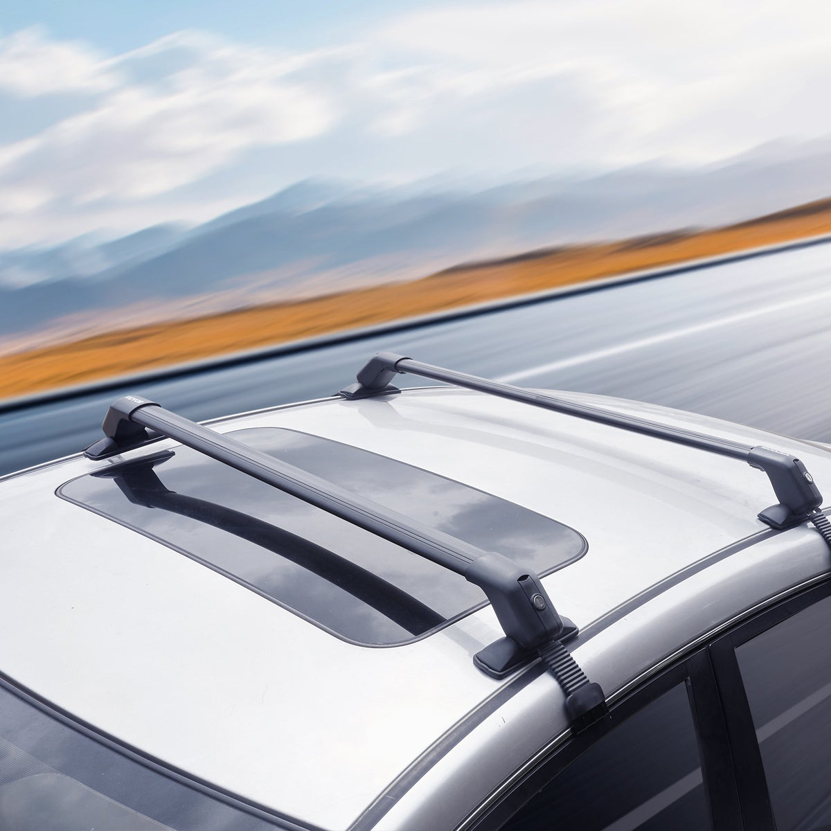 Roof Rack Cross Bars Universal Aluminum Adjustable Bare Roof 70KG with Locks