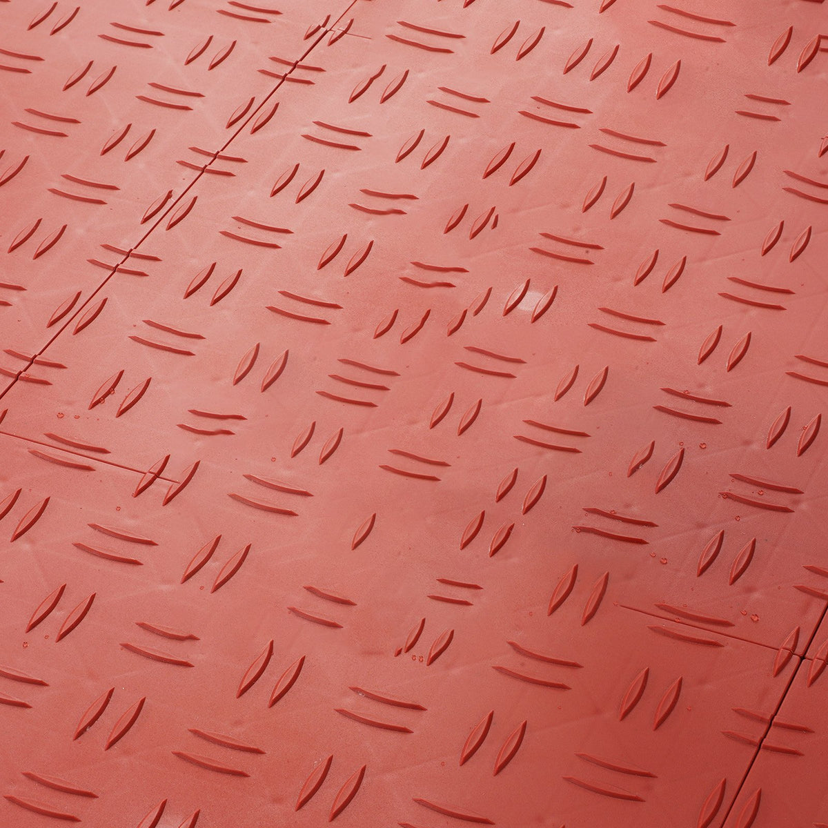 Garage Tiles Interlocking Non-Slip Floor Covering 25 Pack 12x12x0.53 Inch Red