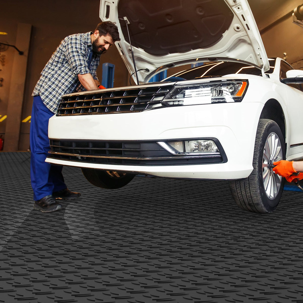 Garage Tiles Interlocking Non-Slip Floor Covering 50 Pack 12x12x0.53 Inch