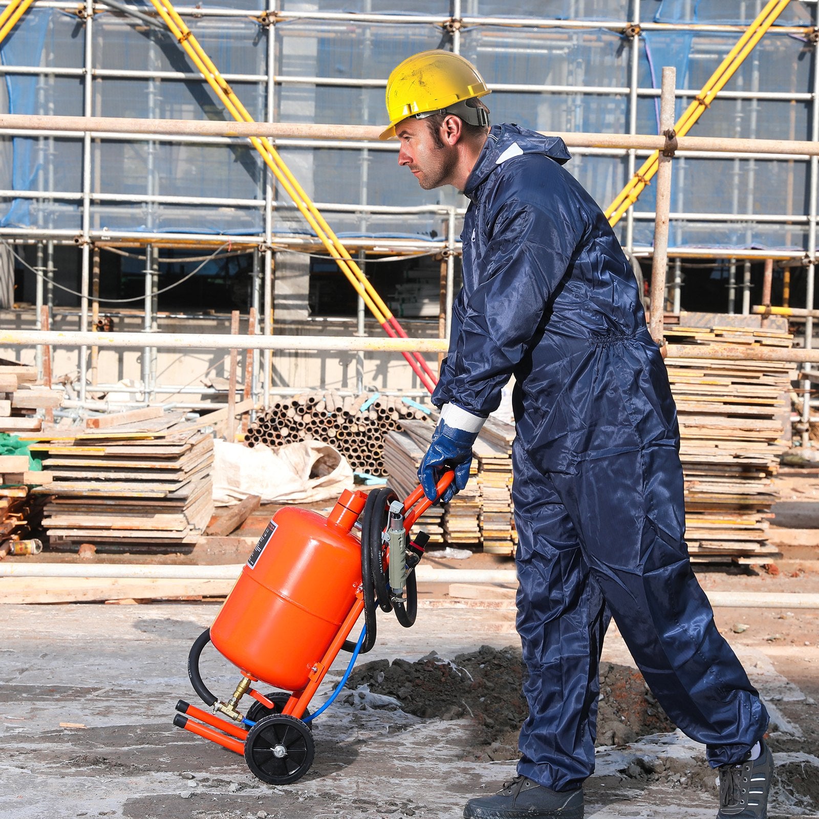 5 Gallon Sand Blaster 60-110 PSI Portable Abrasive Tank with 4 Nozzles