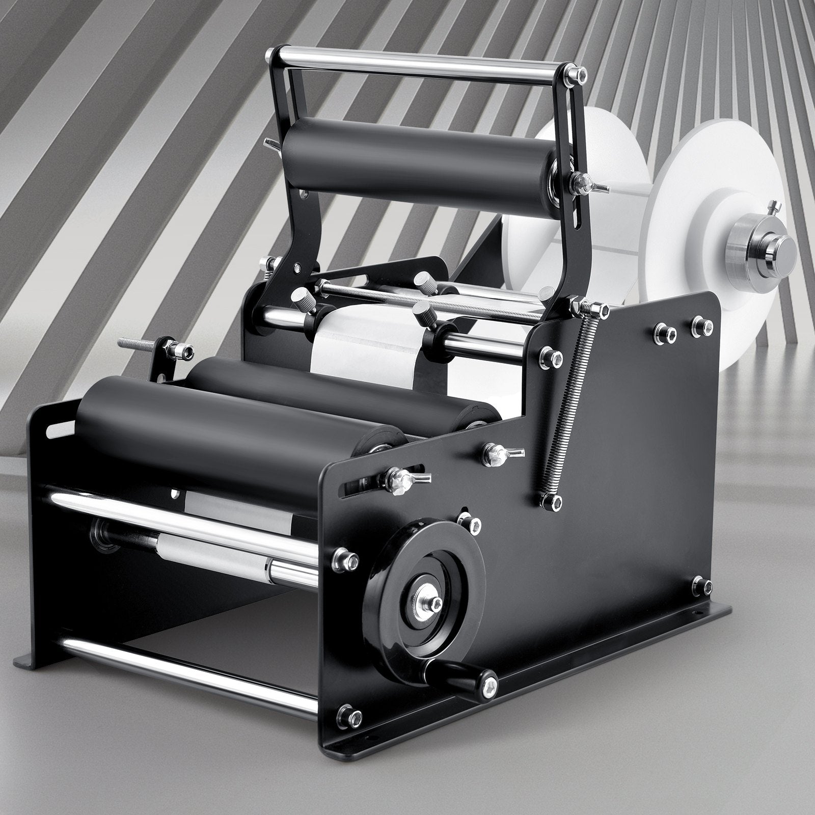 Round Bottle Labeling Machine with Adjustable Label Applicator
