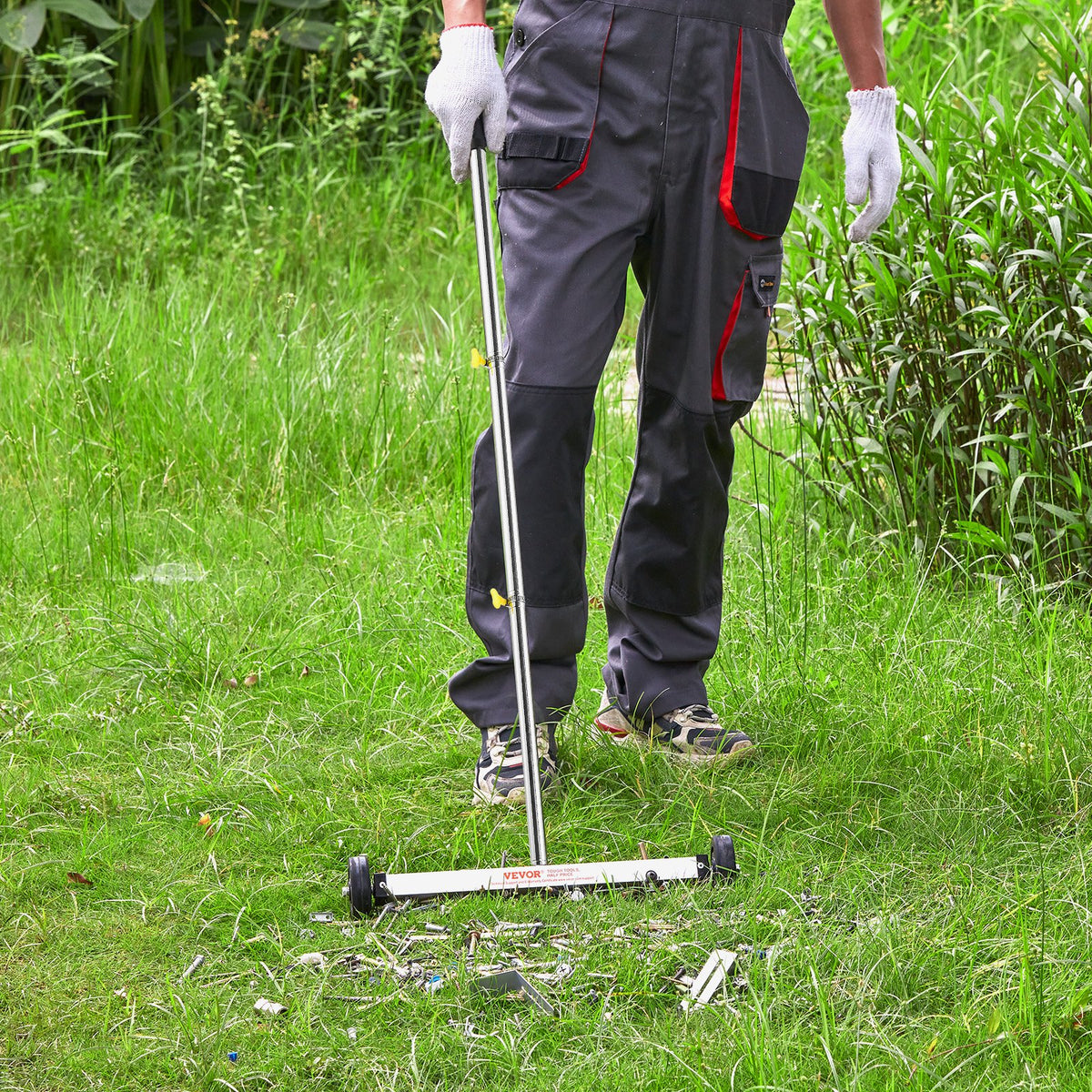 43cm Magnetic Sweeper w/ Wheels Adjustable Handle for Nails & Screws
