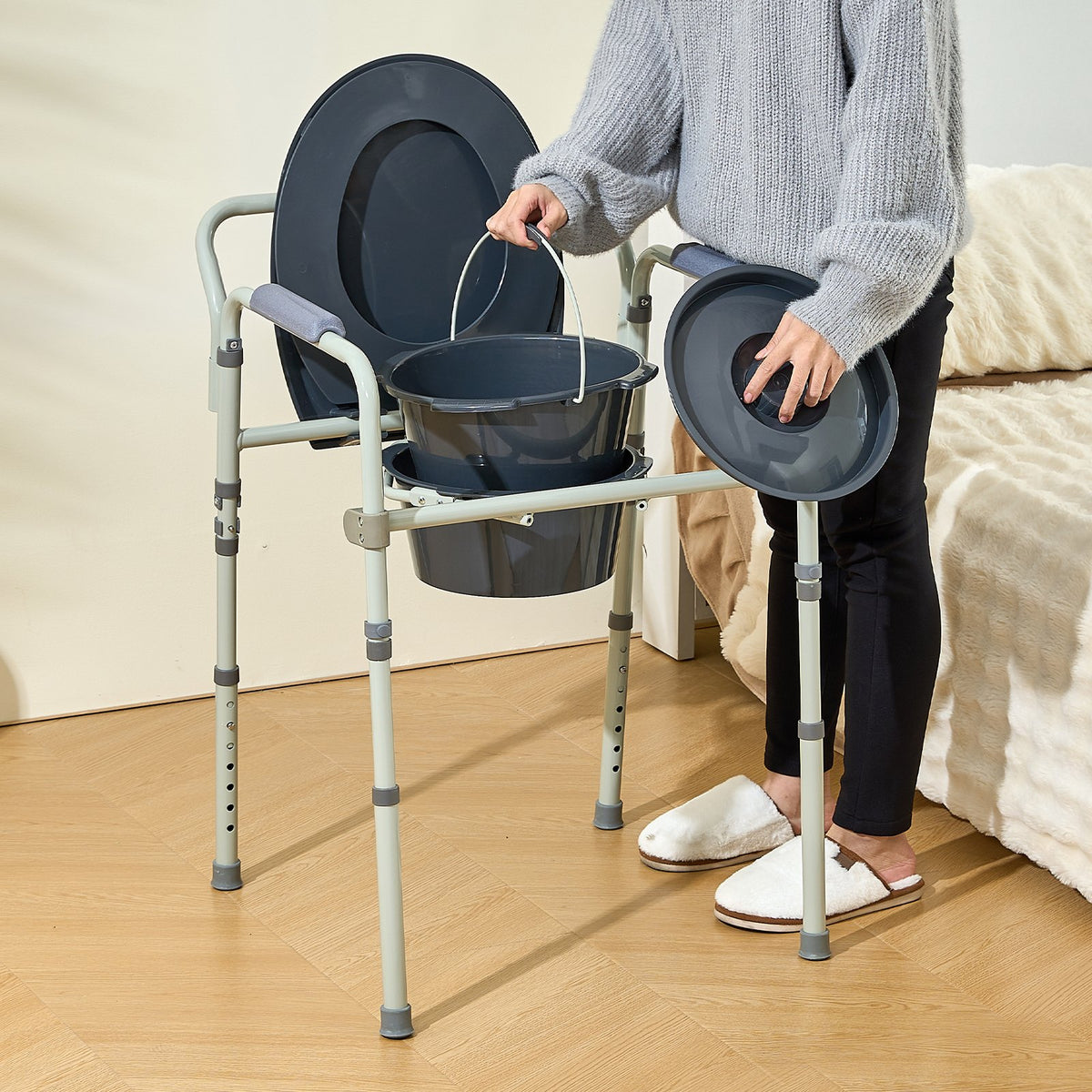 Bedside Commode Chair with Wider Seat 7-Level Adjustable for Adults