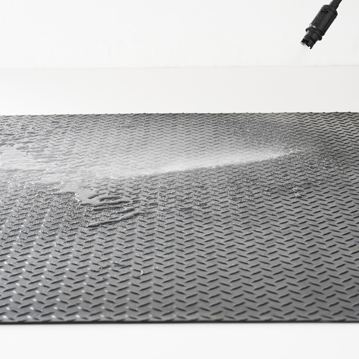 Diamond Plate Rubber Flooring Roll 3mm 4ft x 6ft Garage Mat SBR Easy Clean Black